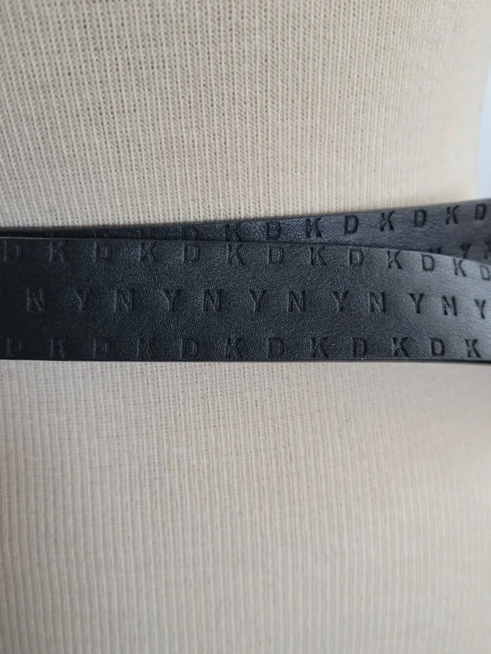 DKNY Black Logo w/Smooth B Silver Logo Buckle Belt (Size: S/M)